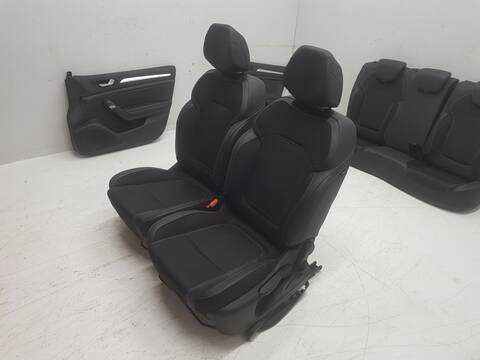 Foto 3ª: Juego Asientos Completos Renault Megane TECHNO (2016)