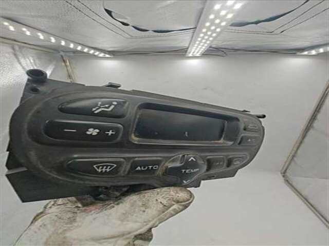 Foto 3ª: Mando Climatizador Citroen Xsara 2.0 HDI [2.0 LTR. - 66 KW HDI CAT (RHY - DW10TD)] [RHY / DW10TD]