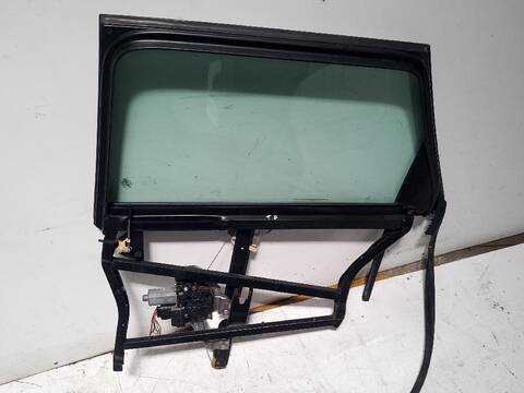 Foto 3ª: Elevalunas Manual Trasero Derecho Audi A6 2.5 TDI QUATTRO 180CV [BAU] (2001)