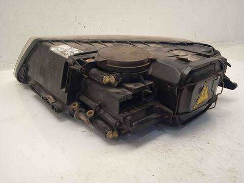 Foto 3ª: Faro Derecho Volkswagen Touareg 3.2 V6 24V 220CV 162KW [AZZ] (2003)