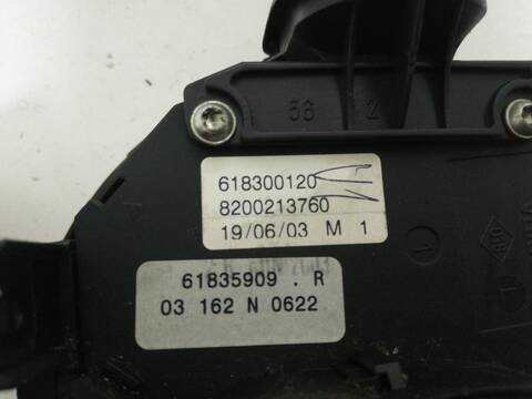 Foto 2ª: Mando Multifuncion Renault Megane F9Q800 BERLINA II BERLINA 5P (2003)