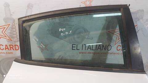 Foto 4ª: Puerta Trasera Derecha Peugeot 208 ACCESS 68CV 50KW [8HR01] (2013)