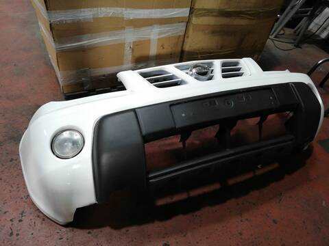 Foto 2ª: Paragolpes Delantero Nissan X-Trail YD22 T30) (2002)