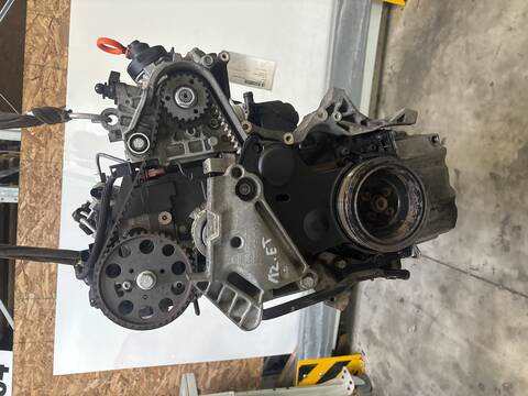 Foto 3ª: Motor Completo Volkswagen Golf 105CV 77KW [CLHA CLH CLHB] (2013)