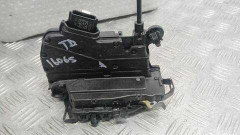 Foto 3ª: Cerradura Puerta Trasera Derecha Renault Clio TECHNO 91CV 67KW [H4D470] (2024)