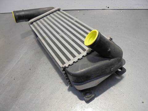 Foto 3ª: Intercooler Toyota Auris ACTIVE 90CV 66KW [1ND] (2015)