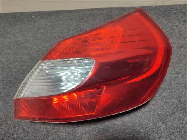 Piloto Trasero Derecho Renault Scenic VERSION INDEFINIDA JM)