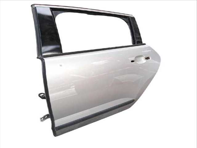Puerta Trasera Izquierda Peugeot 3008 1.6 HDI 109CV
