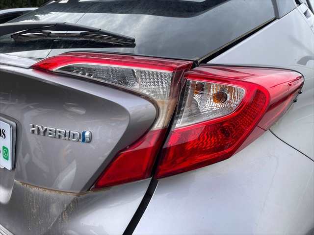 Foto 3ª: Piloto Trasero Derecho Toyota CHR 1.8 G HYBRID [2ZR] (2019)