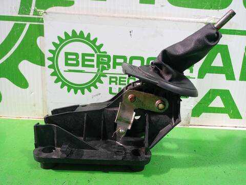 Foto 3ª: Palanca de Cambio Citroen C4 1.6 16V HDI 90CV [9HXDV6ATED4] (2004)