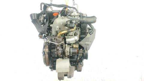 Foto 3ª: Motor Completo Renault Megane VERSION INDEFINIDA (2001)