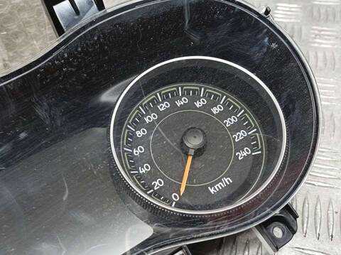 Foto 2ª: Cuadro de Instrumentos Jeep Cherokee LIMITED 4WD 200CV 147KW [LAU61RRBLK,ORU8THDI] (2015)