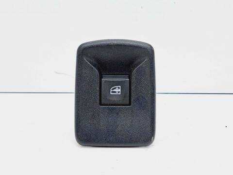Foto 4ª: Botonera Elevalunas Dacia Sandero COMFORT 95CV 70KW [K9K U8] (2020)