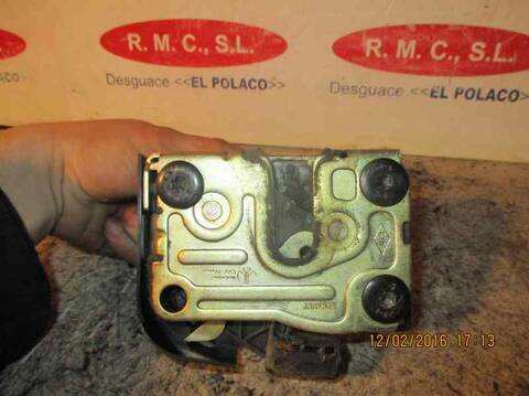 Foto 3ª: Cerradura Puerta Delantera Izquierda Renault Megane 1.4 16V KALEIDO 95CV 70KW I SCENIC JA0) [K4J C7] (2001)