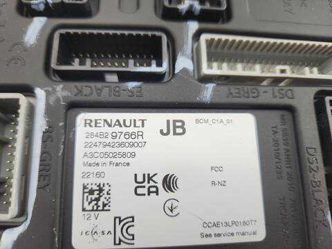 Foto 2ª: Centralita Motor ECU Renault Captur TECHNO 140CV 103KW [H5H490] (2022)