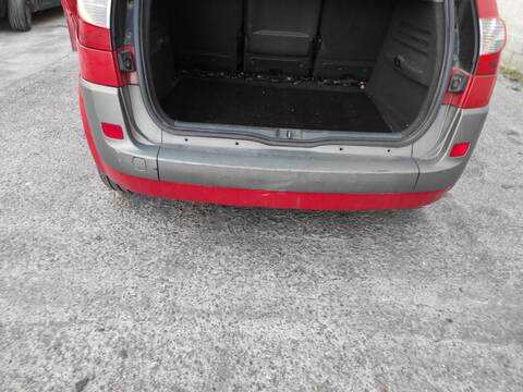 Paragolpes Trasero Renault Scenic K9KP732 JM)