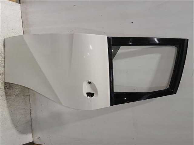 Puerta Trasera Izquierda Mercedes Clase B 150 B 180 CDI - D 246.212) 109CV