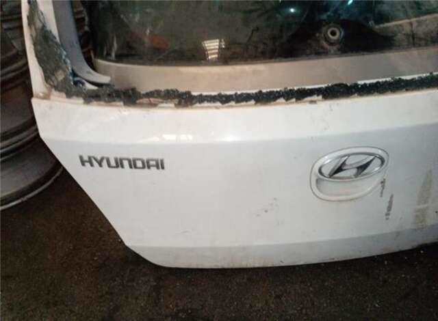 Foto 2ª: Portón Hyundai i30 1.4 [G4FA]