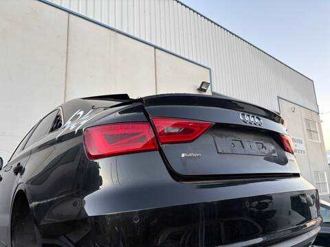 Foto 3ª: Piloto Trasero Izquierdo Audi A3 CRB (2014)