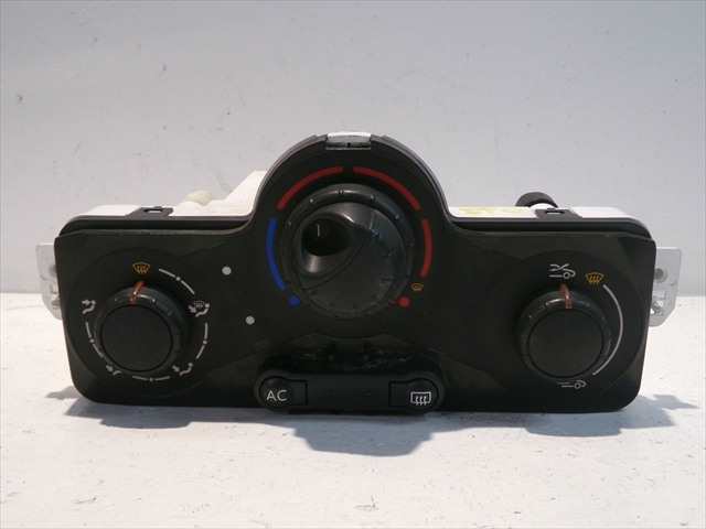 Mando Calefacción A. A. Renault Clio 1.2 G 2009-2013