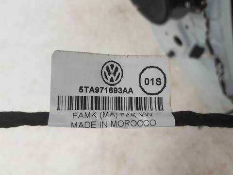 Foto 2ª: Puerta Trasera Izquierda Volkswagen Touran ADVANCE BMT (2015)