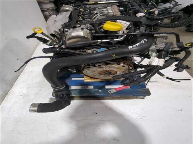 Foto 3ª: Motor Completo Alfa Romeo Giulietta 1.6 JTDM 940FXD1A) 105CV [940 A3.000] (2010)