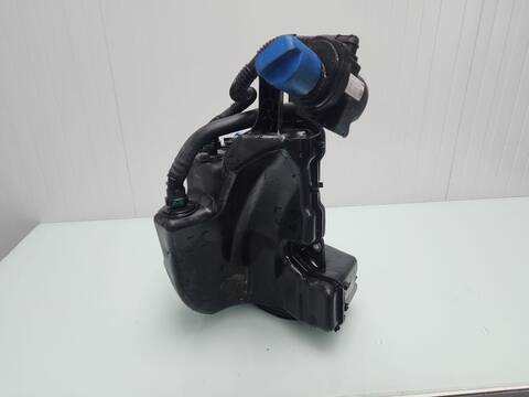 Foto 3ª: Deposito AdBlue Volkswagen Polo ADVANCE 95CV 70KW [DGT] (2020)