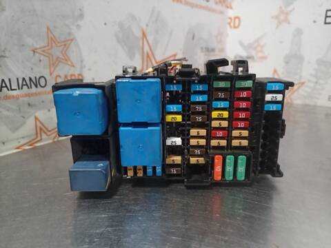 Foto 4ª: Caja Reles Fusibles Dacia Sandero STEPWAY ESSENTIAL 101CV 74KW [H4DD4] (2020)