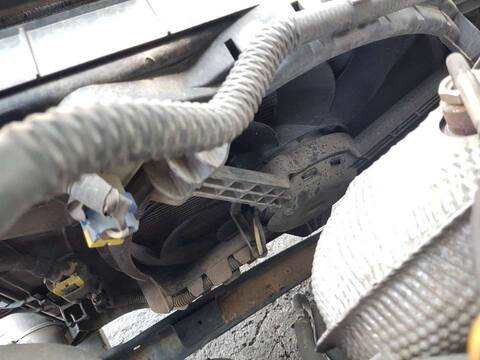 Foto 2ª: Electroventilador Jeep Renegade LONGITUDE FWD 120CV 88KW [55260384] (2017)