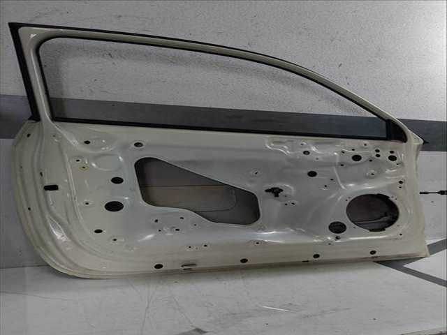 Puerta Delantera Izquierda Audi A1 1.6 TDI 105 CV 77KW
