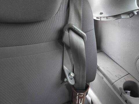 Foto 2ª: Cinturón Trasero Izquierdo Ssangyong Rodius D20DTR (2014)