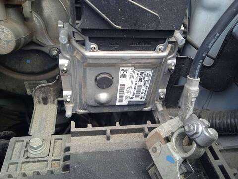 Centralita Motor ECU Hyundai i10 1.0 CAT 67CV 49KW