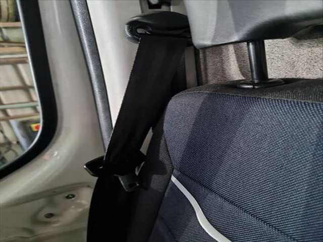 Foto 2ª: Cinturón Delantero Derecho Iveco Daily NATURALPOWER 35S14 35C14 40C14 50C14 60C14 65C14 ... 136CV 100KW FURGONETA [F1CFA401C] (2021)