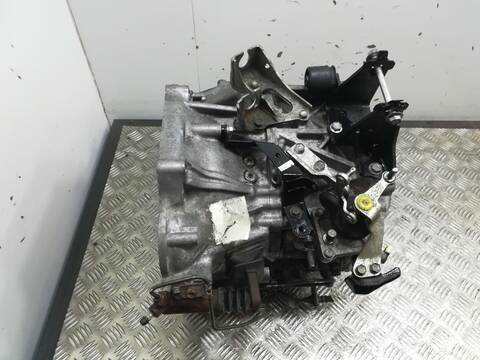 Foto 2ª: Caja Cambios Toyota Avensis 1ADFTV (2014)