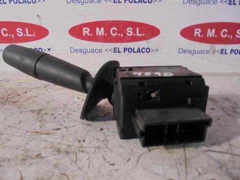 Foto 3ª: Mando Multifuncion Citroen Xsara 1.9 DIESEL 68CV 50KW [DJY] (1998)