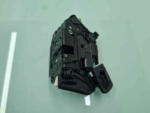 Foto 2ª: Cerradura Puerta Trasera Derecha Volkswagen Golf ADVANCE BLUEMOTION 150CV 110KW [CRB] (2013)