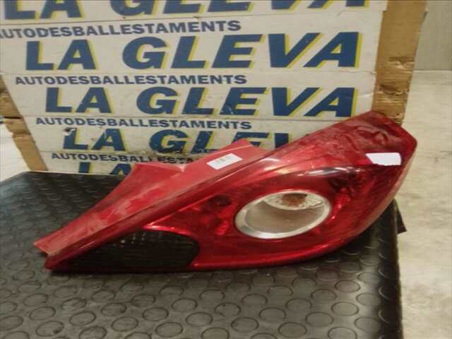 Foto 1ª: Piloto Trasero Derecho Opel Corsa 1.300 CDTI 90CV/66KW [Z13DTH] (2007)