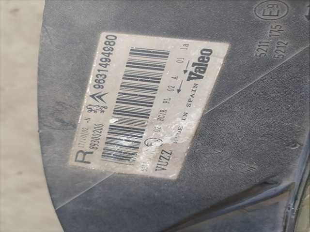 Foto 2ª: Faro Derecho Citroen Xsara 2.0 HDI PICASSO [RHY] (2003)