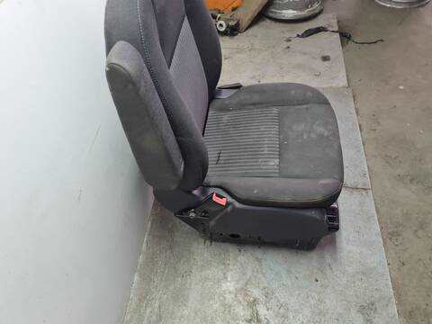 Foto 3ª: Asiento Delantero Izquierdo Ford Transit GASOLINA (2013)