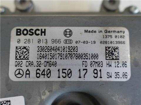 Foto 2ª: Centralita Motor ECU Mercedes Clase B 150 2.0 200 245.233) 136CV 100KW [640.941] (2007)