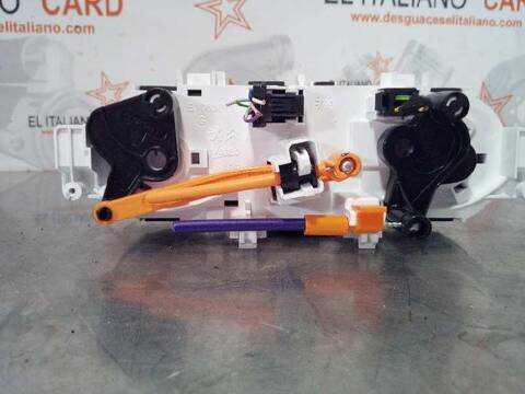 Foto 2ª: Mando Calefacción A. A. Peugeot 208 156CV 115KW