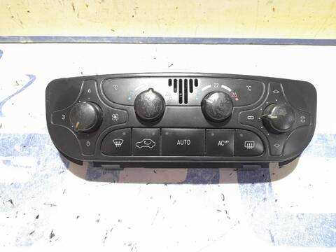 Foto 2ª: Mando Climatizador Mercedes Clase C 160 2.2 CDI CAT AUT. 143CV [D/ 611962] (2000)