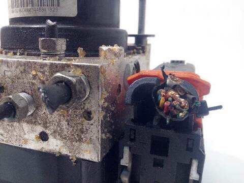 Foto 3ª: Abs Toyota Yaris ACTIVE 69CV 51KW [1KR] (2016)