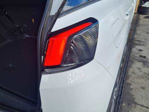 Foto 3ª: Piloto Trasero Derecho Peugeot 3008 ALLURE 131CV 96KW [YH01] (2020)