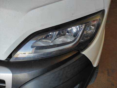 Faro Izquierdo Peugeot Boxer AH03 FURGON