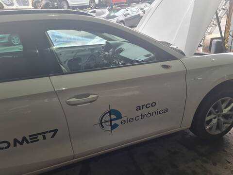 Puerta Delantera Derecha Seat Leon STYLE 115CV 85KW