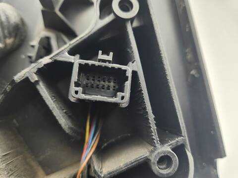 Foto 3ª: Retrovisor Derecho Renault Megane BUSINESS BERLINA 95CV 70KW III BERLINA 5 P [K9K846] (2014)