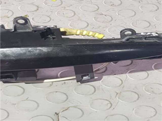 Foto 2ª: Maneta Exterior Delantera Izquierda Bmw Serie 1 114 2.0 118D [2.0 LTR. - 90 KW 16V DIESEL CAT] [M47N 204 D4]