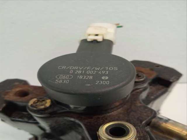 Foto 2ª: Bomba Inyeccion Fiat Scudo 2.0 JTD FAMILIAR 5 ASIENTOS) 109CV 80KW [RHZ] (2001)