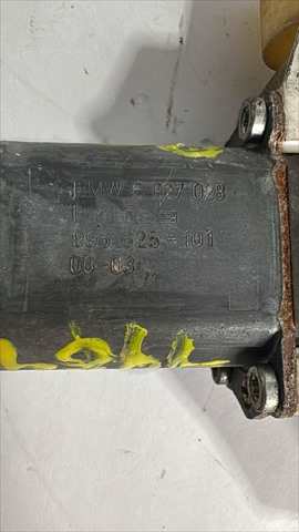 Foto 2ª: Elevalunas Eléctrico Delantero Derecho Bmw Serie 3 318 2.0 D [204D4] (2006)